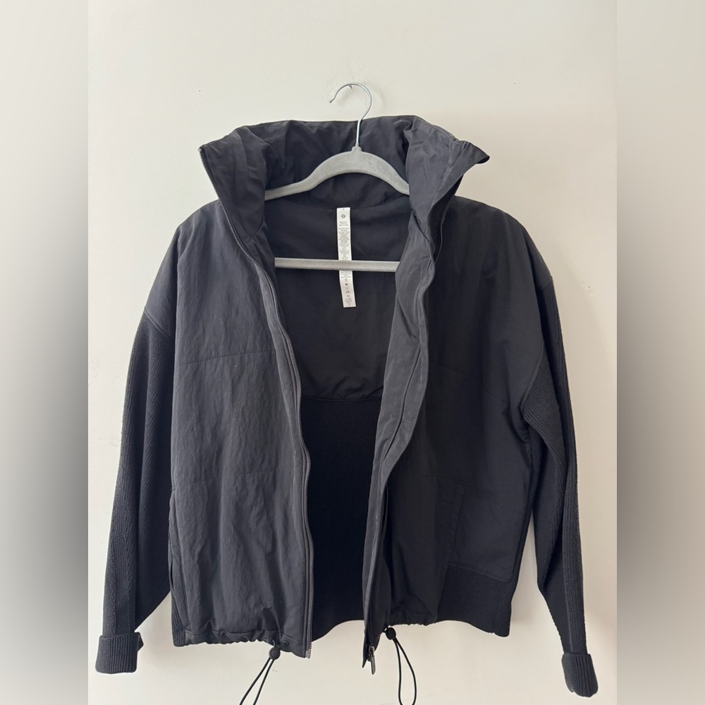 Lululemon Cropped Black Jacket